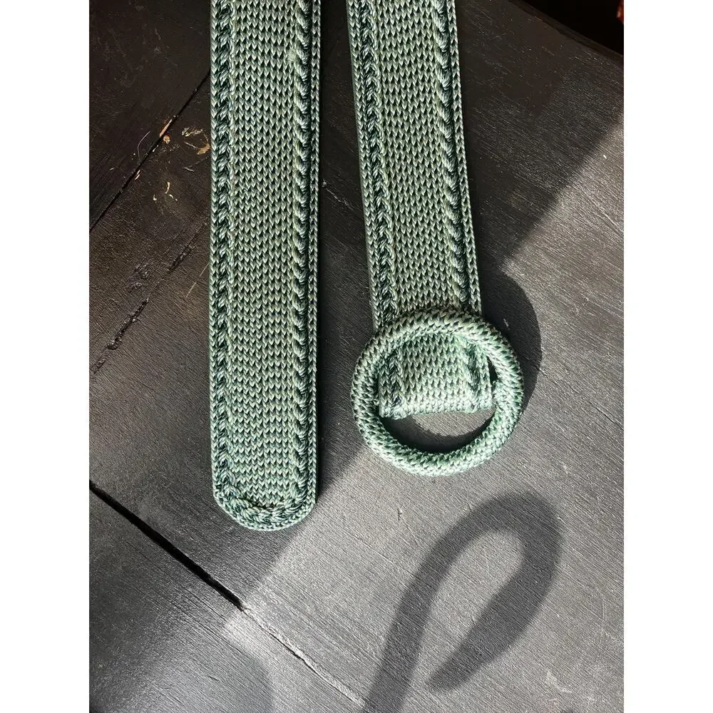 Handmade woven belt in green, sliding style